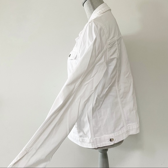 Joe’s Jeans classic white denim jacket boyfriend trucker jean jacket - Picture 3 of 8